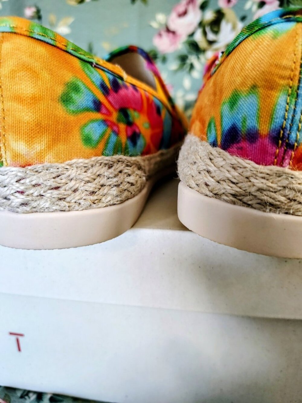 NIB Espirit Erika Yellow Pink Tie-Dye Espadrille Sneakers Womens Shoes Size 8 - Picture 3 of 14